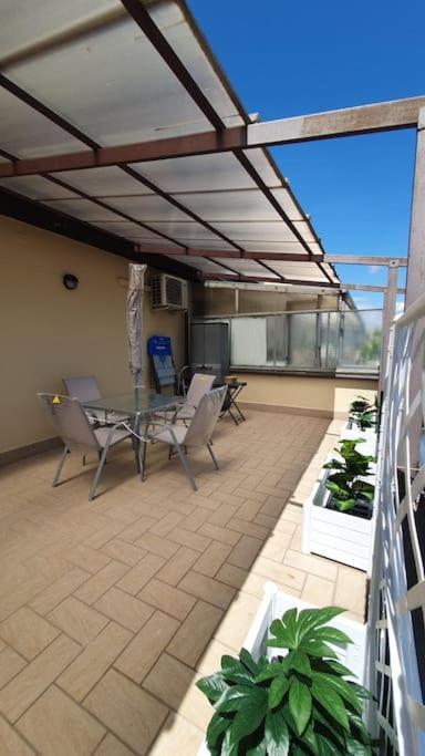 Apartamento Tiziana Attico E Terrazzo Turín Exterior foto
